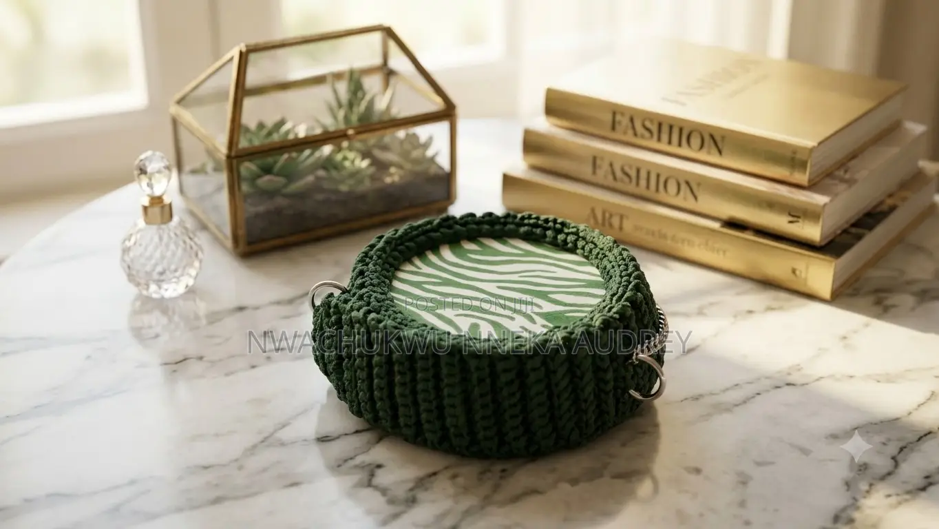 The Forest Zebra Round Bag