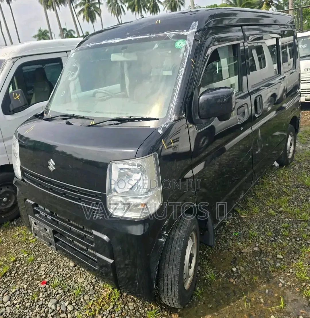 New Suzuki Every 2015 Silver
