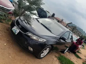 Kia Cerato 2010 Black