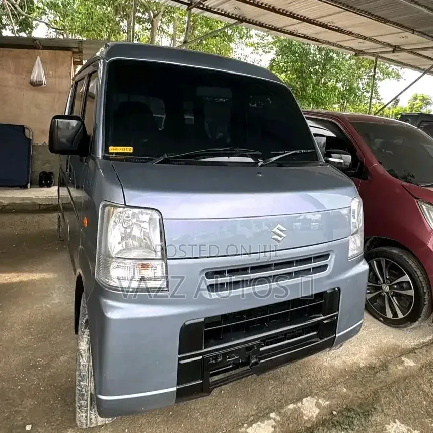 New Suzuki Every 2015 Silver