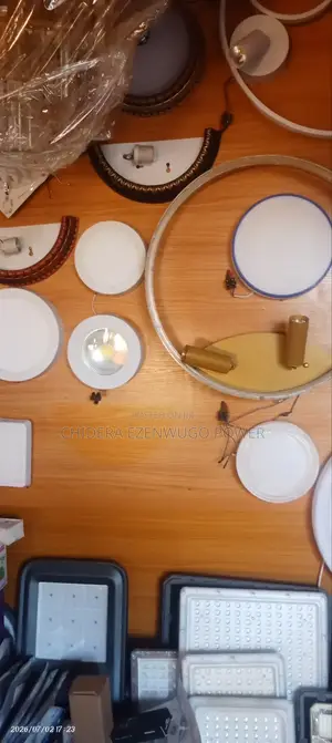 Control Colours Led Wall Light