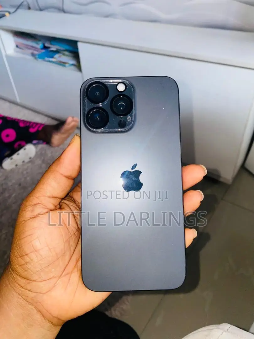 Apple iPhone 16 Pro Max 1 TB Gray