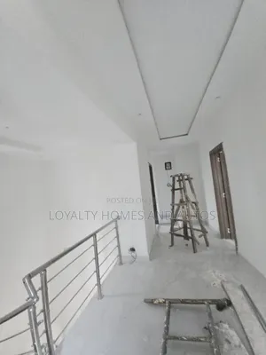 4bdrm Duplex in GRA Phase 1 for sale