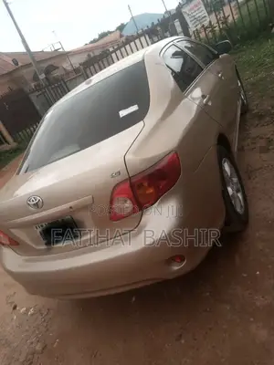 Toyota Corolla 2008 Gold
