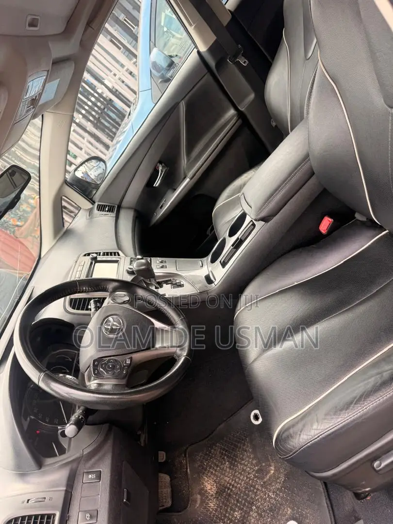 Toyota Venza Limited 2013 Gray