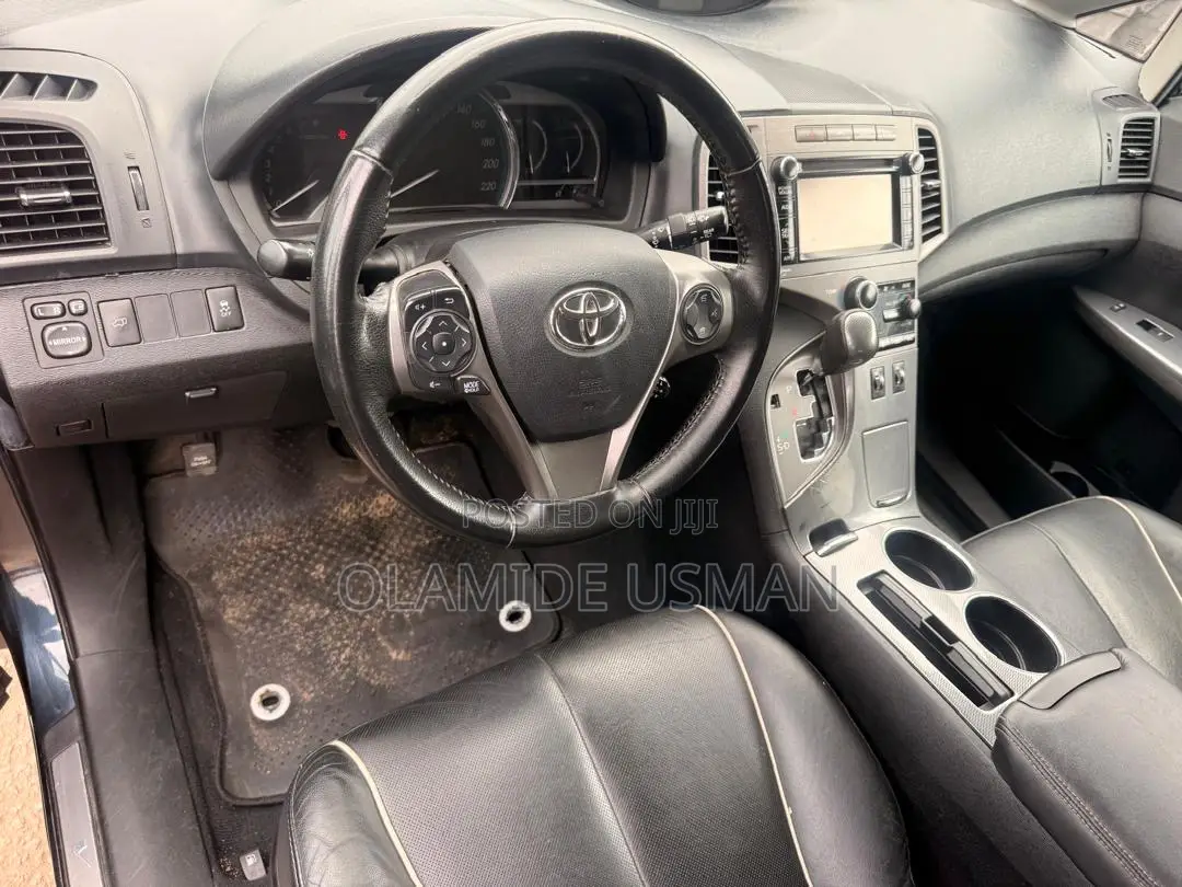 Toyota Venza Limited 2013 Gray
