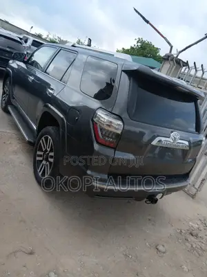 Toyota 4-Runner 2014 Gray