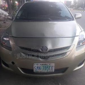 Toyota Yaris 2007 Gold