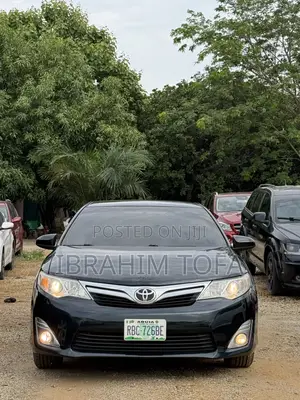 Toyota Camry 2014 Blue