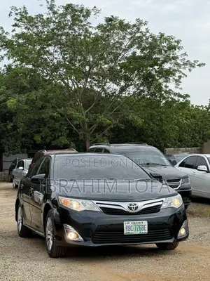 Toyota Camry 2014 Blue