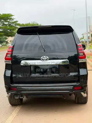 Toyota Land Cruiser Prado 4.0 Petrol GX-L 2018 Black