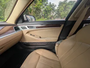 Hyundai Genesis 2015 White