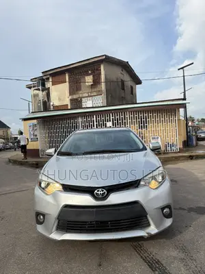 Toyota Corolla S Premium 4dr Sedan (1.8L 4cyl CVT) 2015 Silver