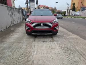Hyundai Santa Fe 2014 Red