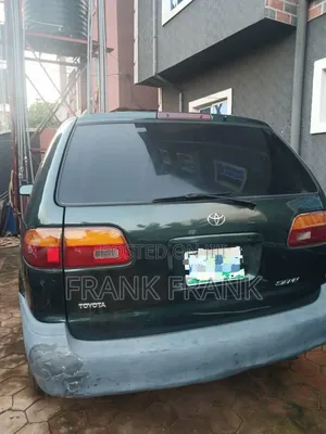 Toyota Sienna 2001 Green