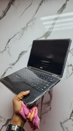 Laptop Dell Latitude 3190 2-in-1 8GB Intel Pentium SSD 128GB