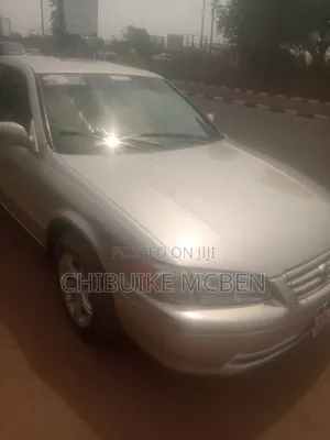 Toyota Camry 2002 Gold
