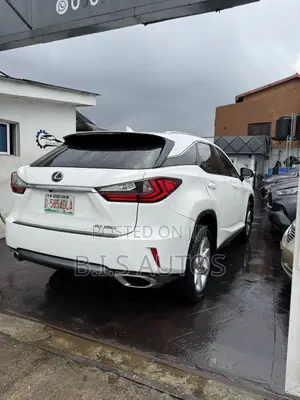 Lexus RX 350 FWD 2018 White
