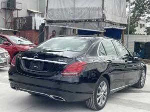 Mercedes-Benz C300 Base 4Matic Sedan AWD (2.0L 4cyl 7A) 2016 Black