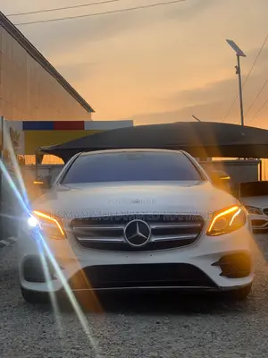 Mercedes-Benz E450 C238 4MATIC 2019 White
