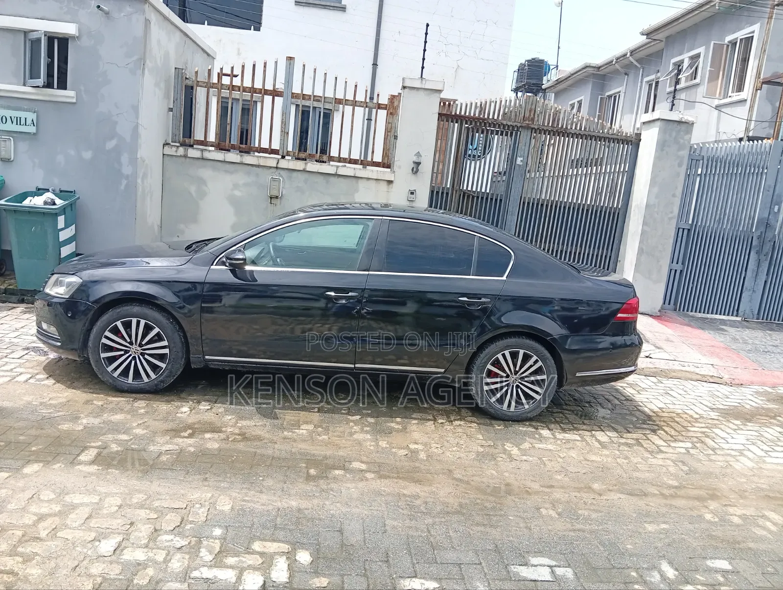 Volkswagen Passat 2014 Black
