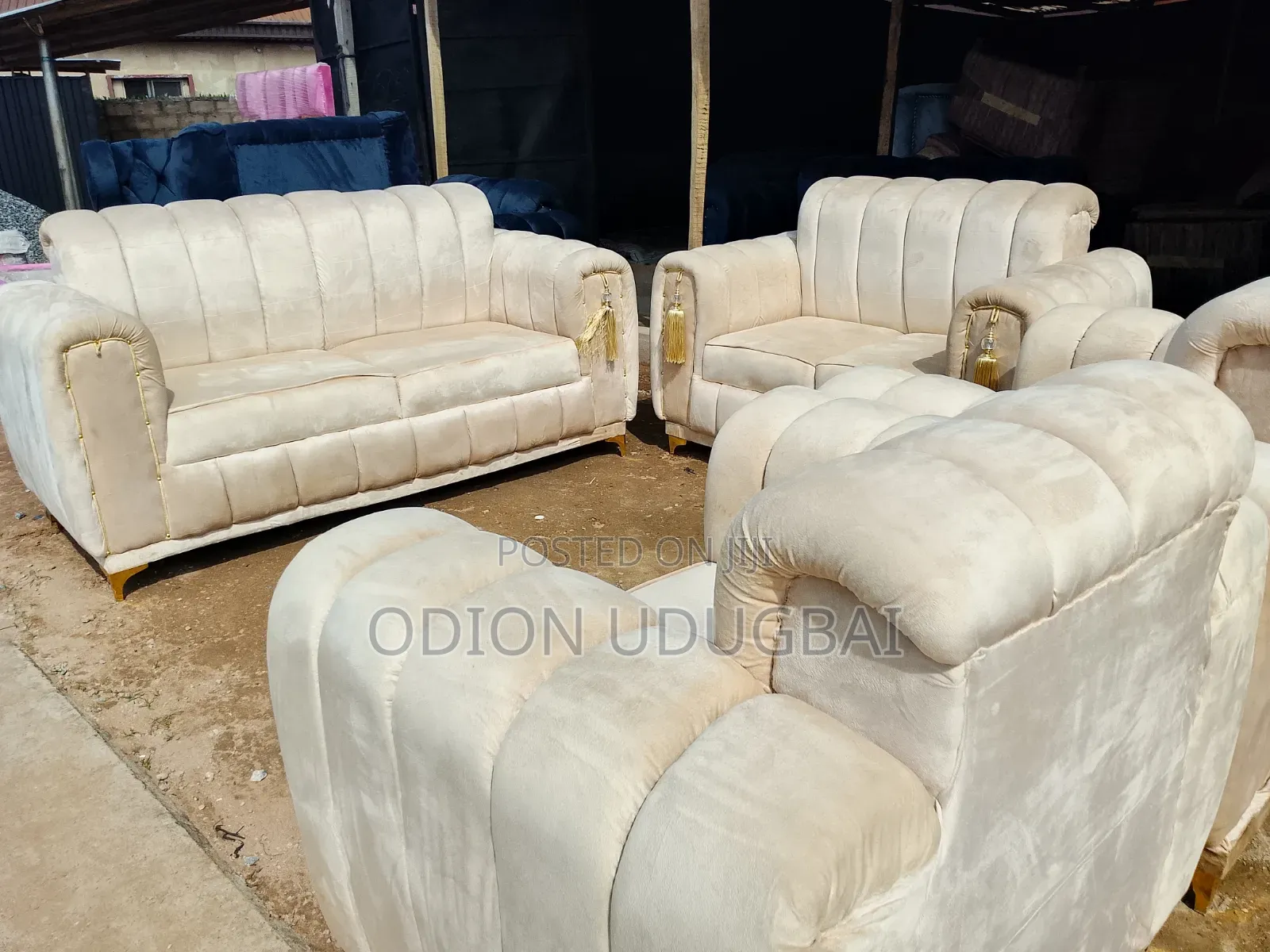 Furniture Chairs