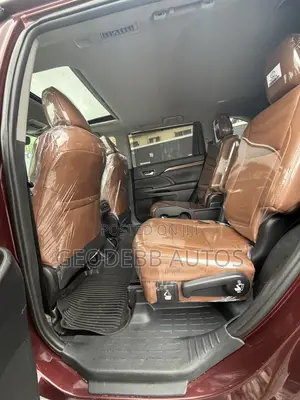 Toyota Highlander Limited 2019 Burgundy