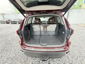 Toyota Highlander Limited 2019 Burgundy