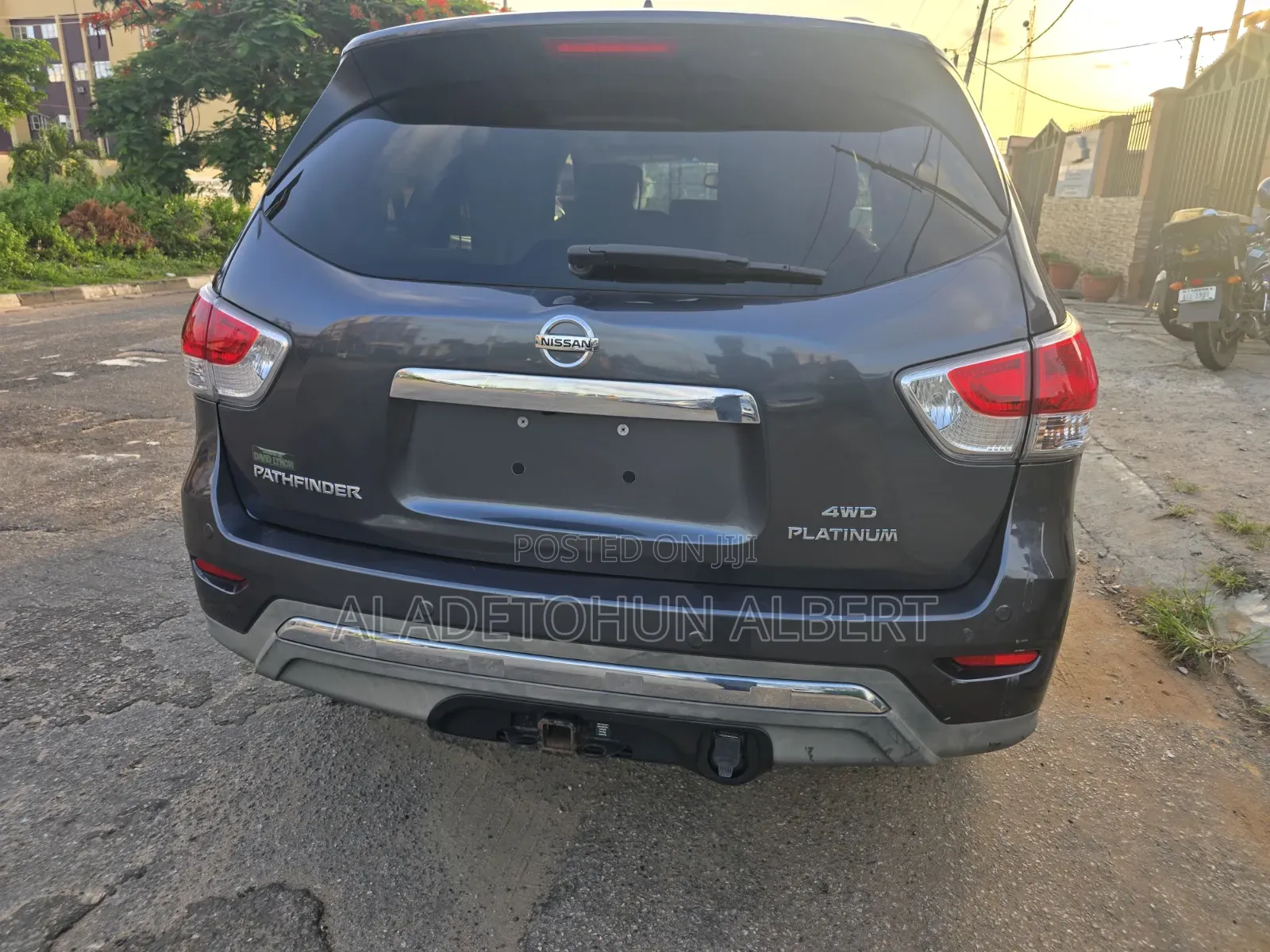 Nissan Pathfinder 2014 Gray