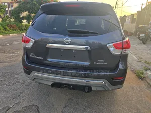 Nissan Pathfinder 2014 Gray