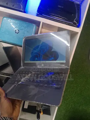 New Laptop HP Stream 11 Pro G4 EE 4GB Intel Celeron SSD 60GB