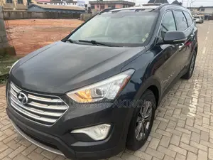 Hyundai Santa Fe 2014 Gray