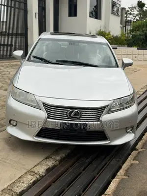 Lexus ES 350 FWD 2014 Silver