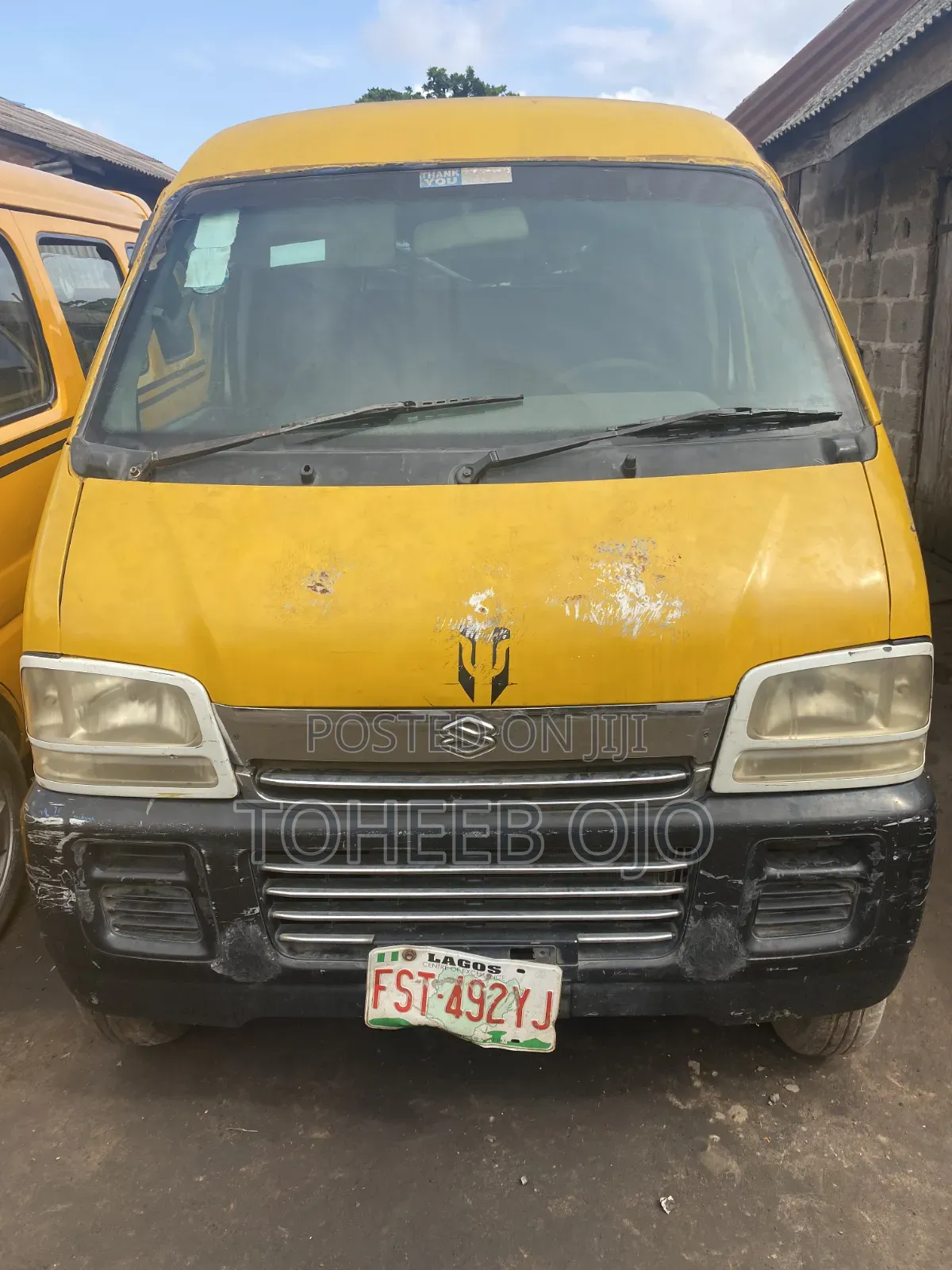 Volkswagen Transporter 1980 Yellow