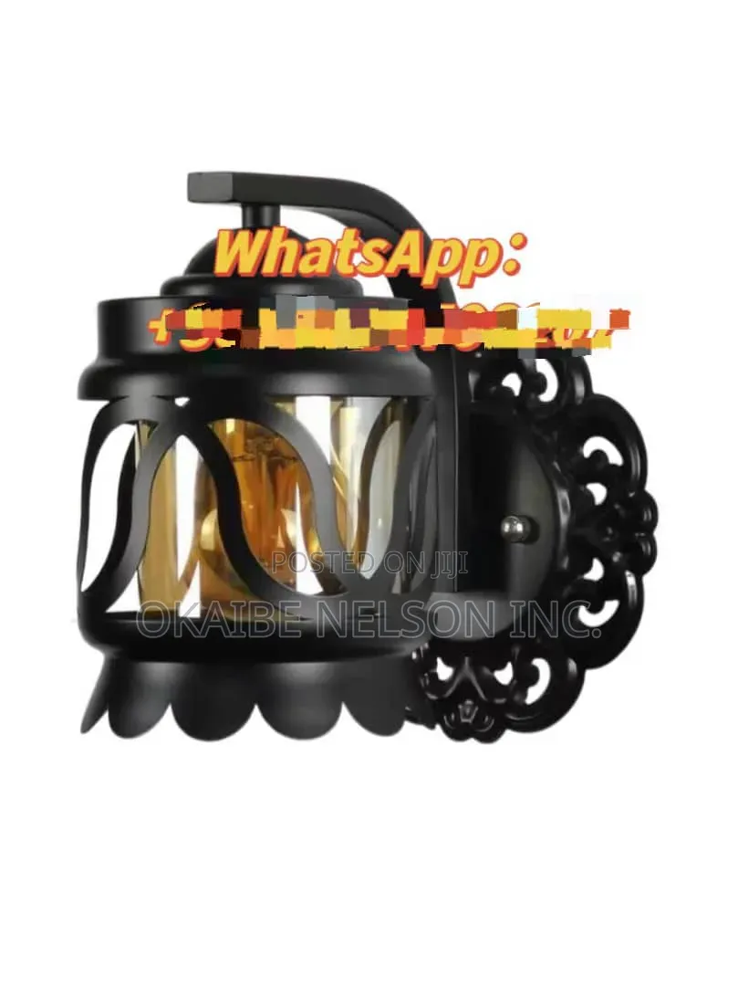 Classic Outdoor Wall Light