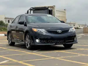 Toyota Camry SE V6 4dr Sedan (3.5L 6cyl 6A) 2013 Black