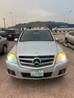 Mercedes-Benz GLK-Class 2010 Silver