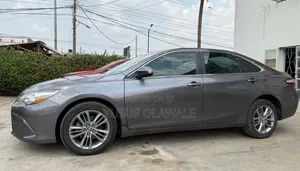 Toyota Camry 2016 Gray