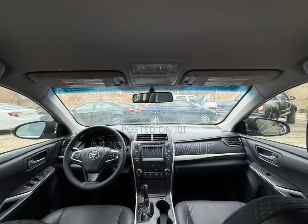 Toyota Camry 2016 Gray