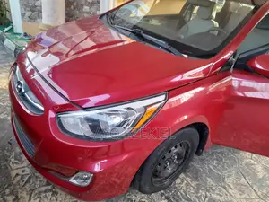 Hyundai Accent SE Sedan 2017 Red