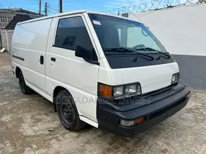 Mitsubishi L300 1999 White