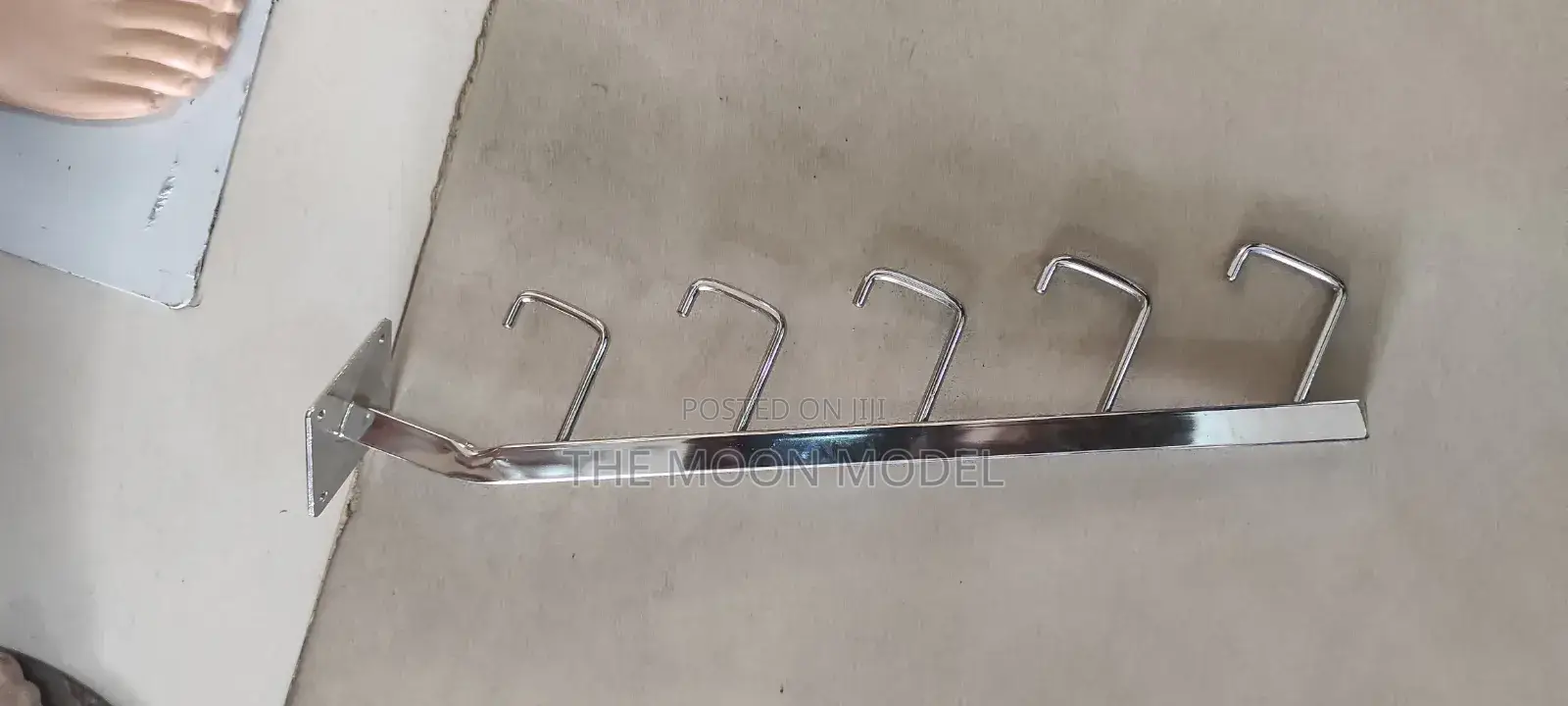 Wall Mount Cloth Hanger