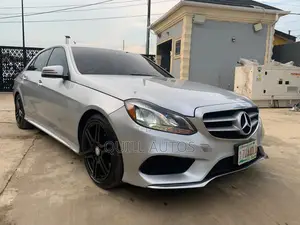 Mercedes-Benz E350 Base 4Matic Sedan AWD (3.5L 6cyl 7A) 2014 Silver