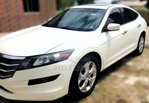 Honda Accord Crosstour 2012 White