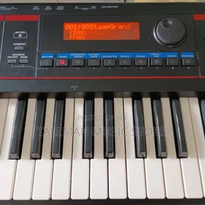 Roland Juno Dị Synth