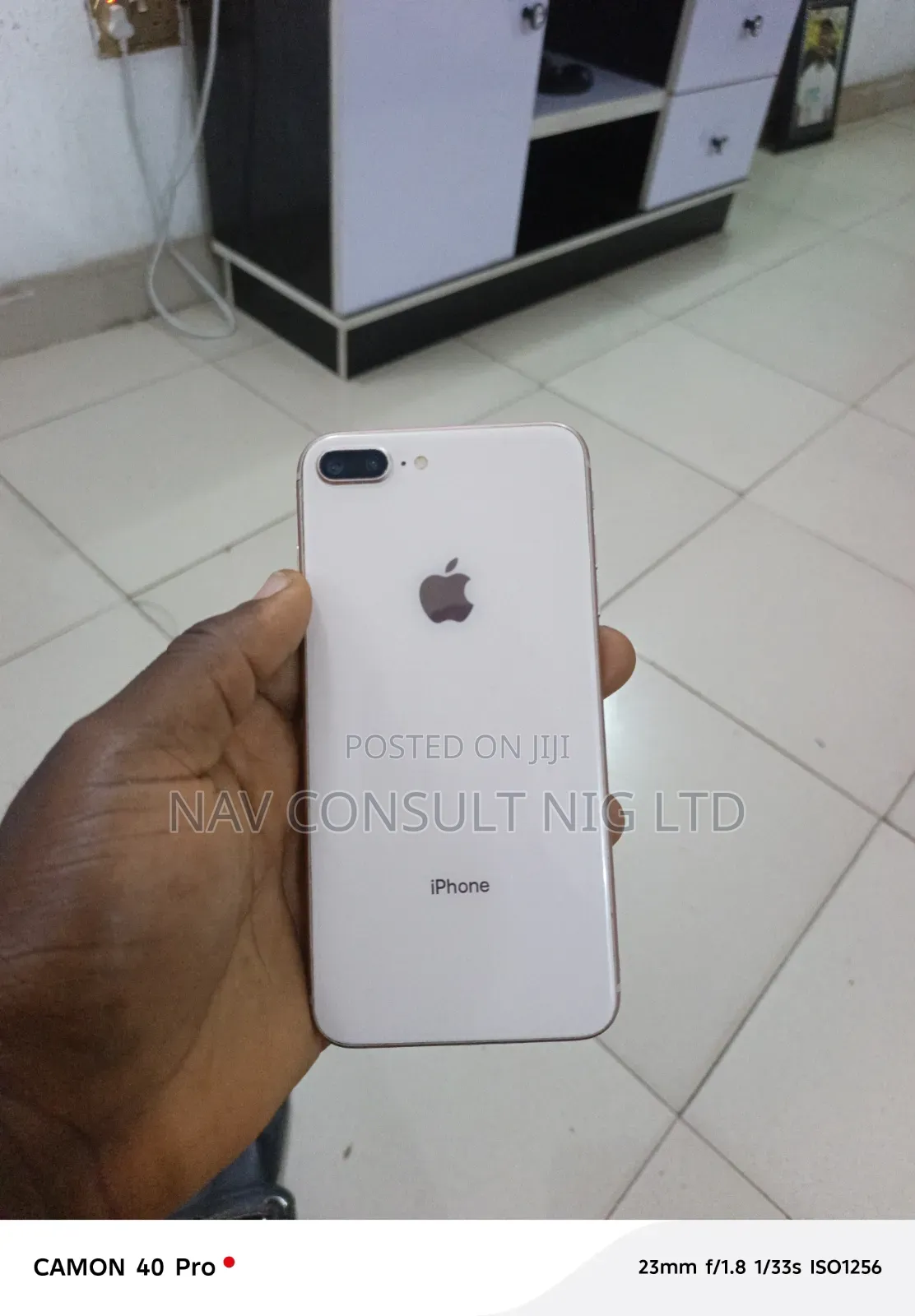 Apple iPhone 8 Plus 64 GB Gold