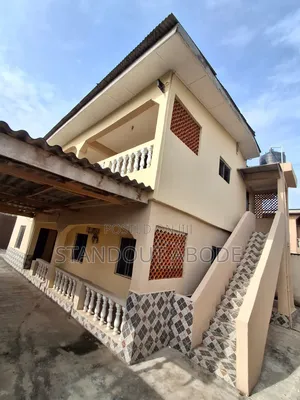 3bdrm Block of Flats in Good Location, Cement for sale
