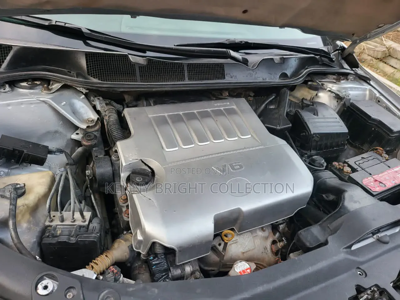 Toyota Venza 2011 Silver