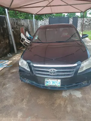 Toyota Avalon XLS Sedan FWD (3.5L 6cyl 6A) 2008 Black