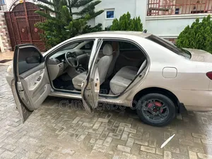 Toyota Corolla 2006 Gold